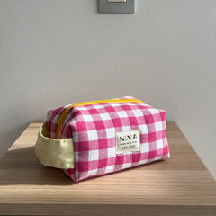 Nina Pouch gingham
