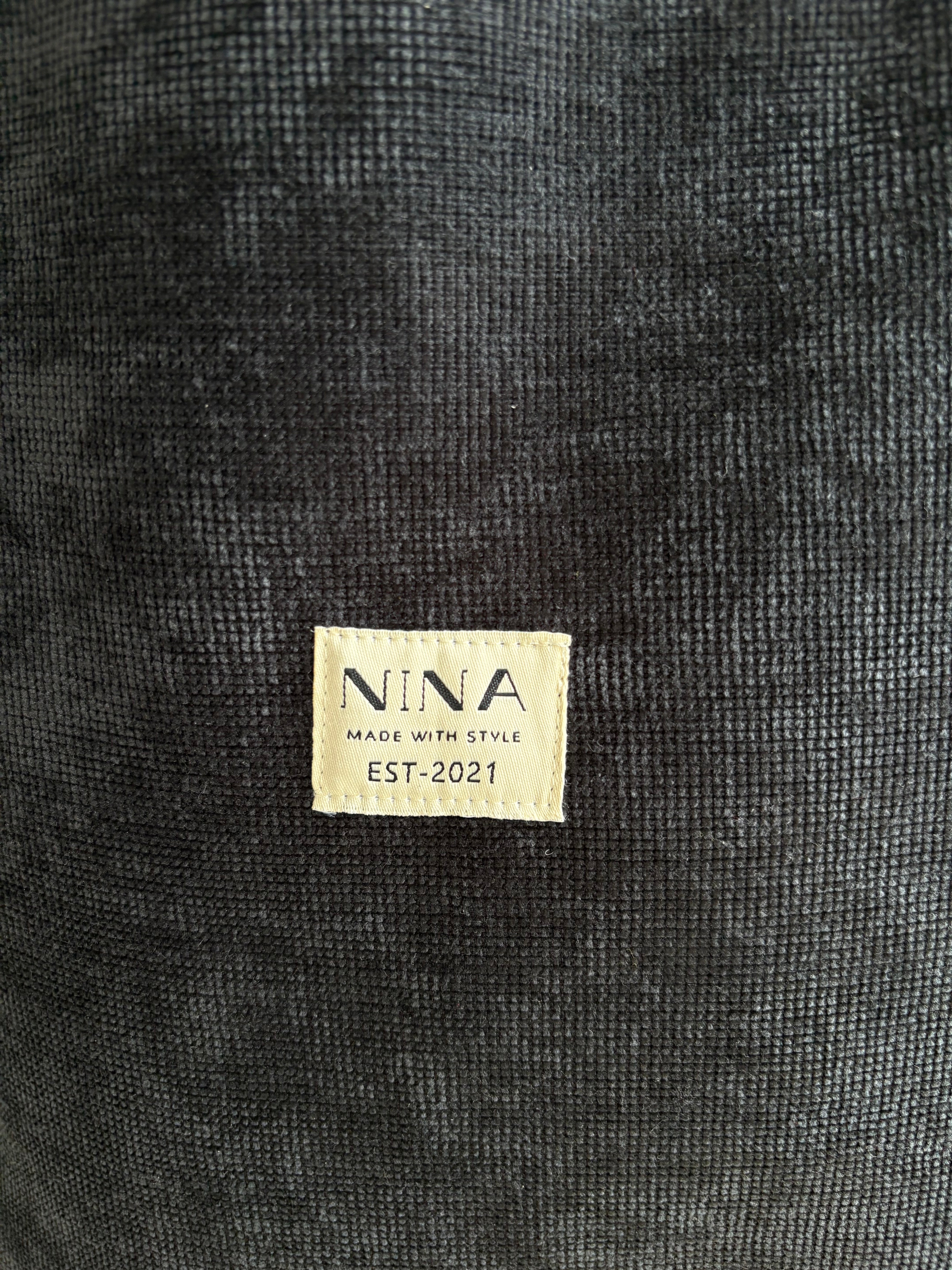 Classic Black Tote bag Lisa